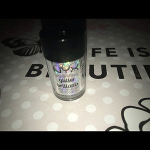 NYX makeup glitter with primer