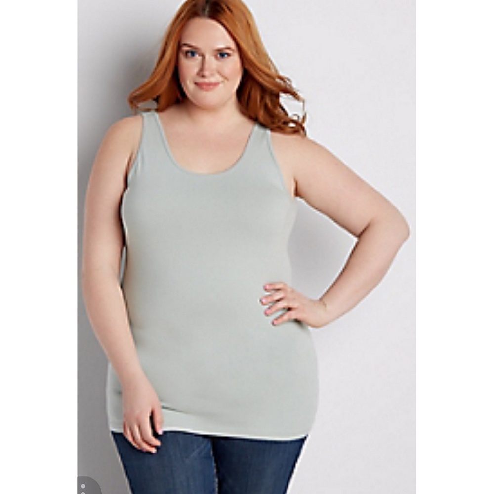 NWT Maurices Scoop Neck Tang Top