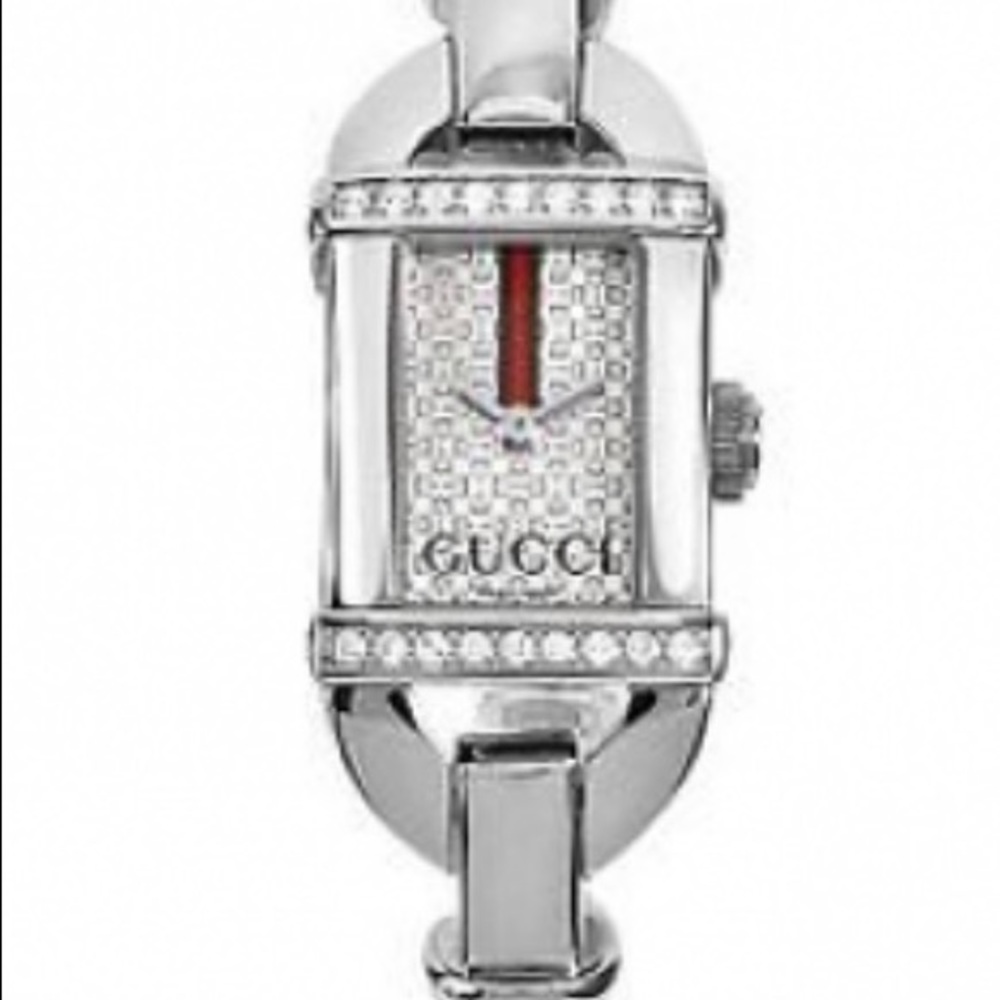 WOMENS GUCCI DIAMOND WRISTWATCH