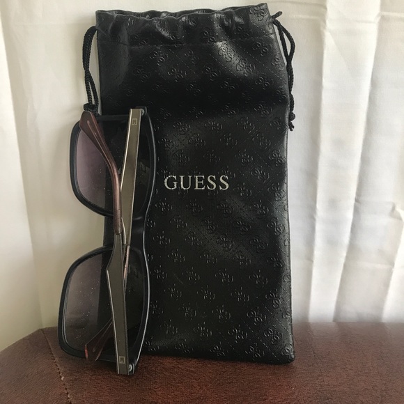Guess Monogram Engraved Leather Glasses Pouch - Picture 1 of 4
