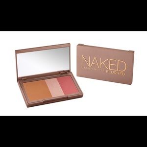 Urban Decay Naked Flushed Palette