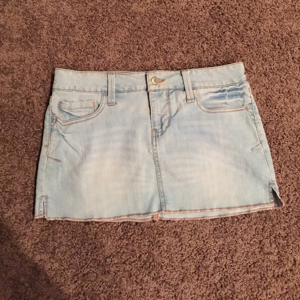 Jean mini skirt