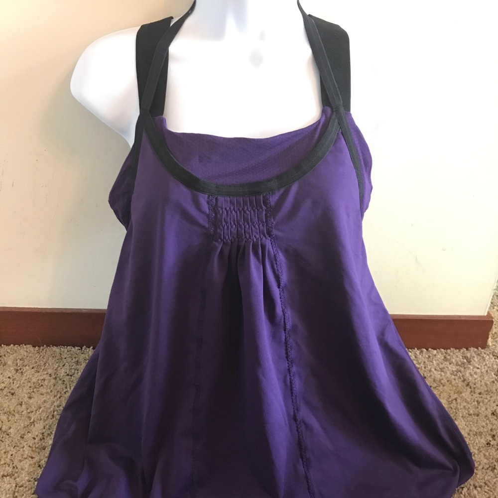 Lululemon tank