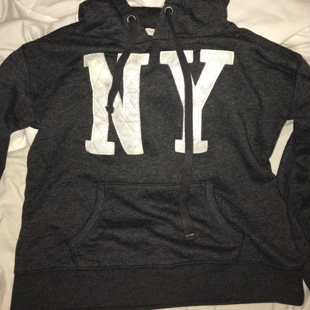 Aeropostale Crop Top Sweatshirt