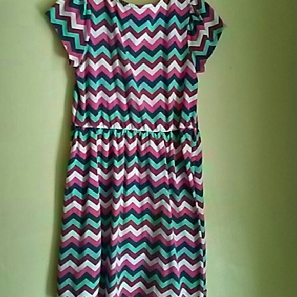 Cute zigzagged dress!!! - Picture 2 of 4
