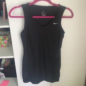 Dry-fit Nike tank