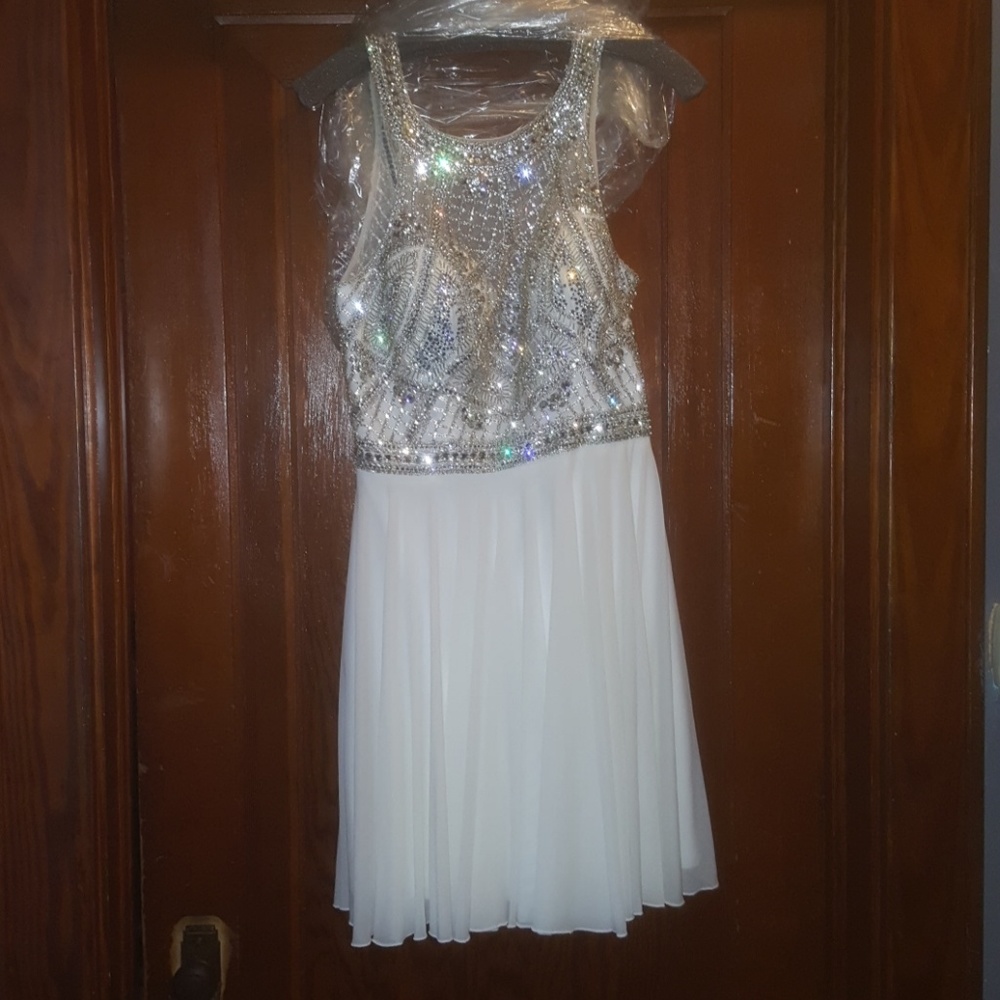 Size 10 Jovani Homecoming/ Formal dress