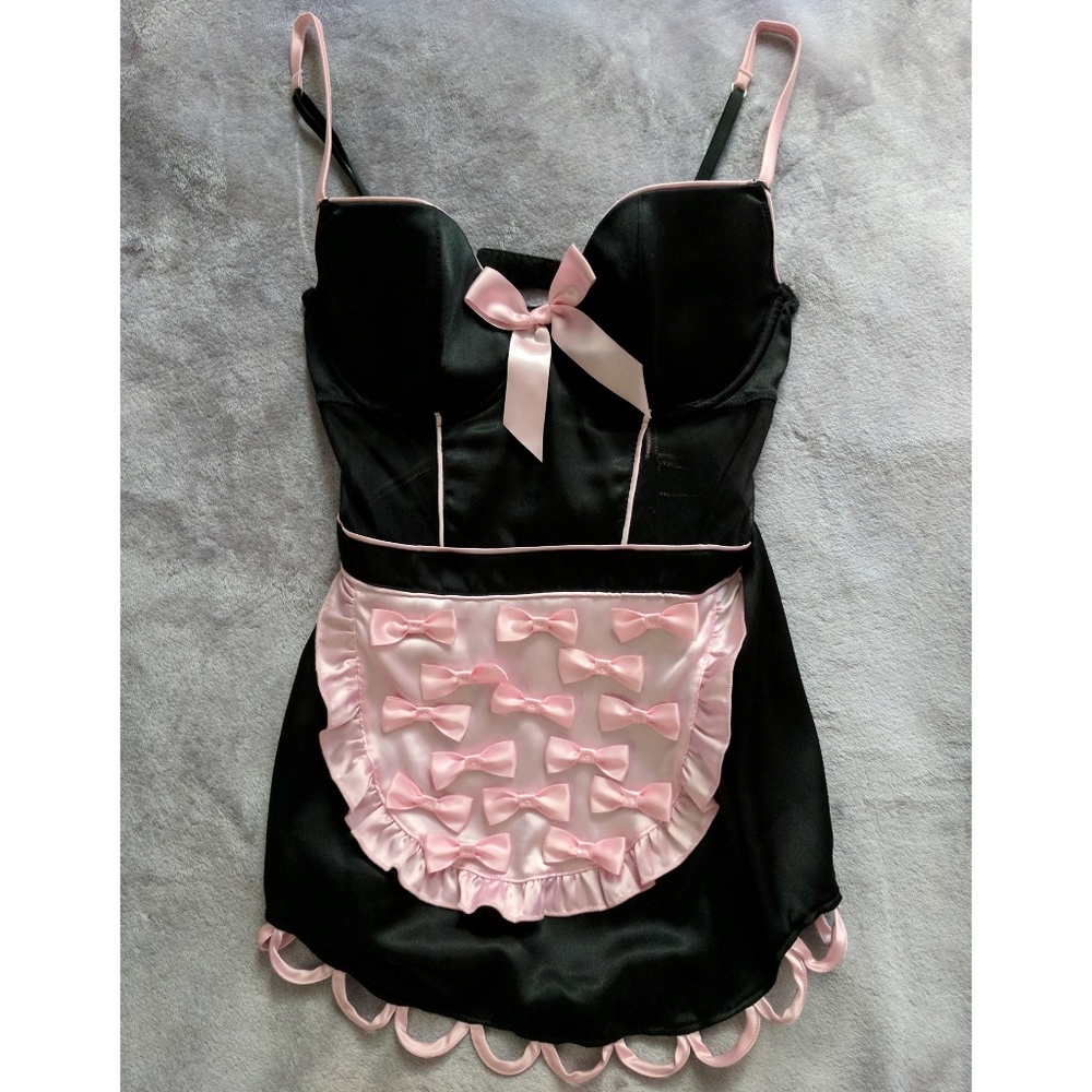 Victoria's Secret Black & Pink Bow Maid Apron