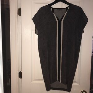 Vince Dress. Size XS. Pockets. New without tags.