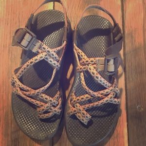 Size 7 chacos