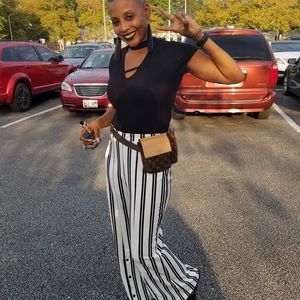 Meet your Posher, Nicole