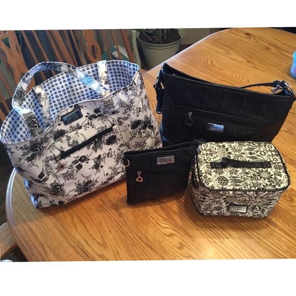 B.T.Russo 4-Pc. Bag Set - Picture 2 of 7