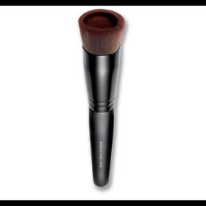 Bare Minerals Perfecting Face Foundation Brush