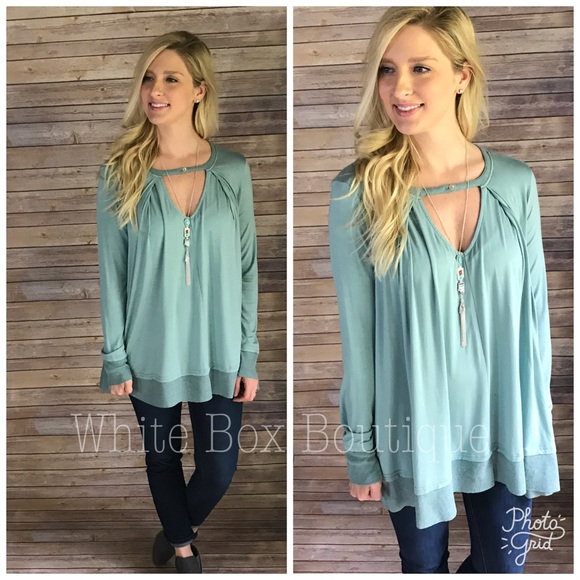 ‼️SALE‼️ Necklace Set - Picture 3 of 3