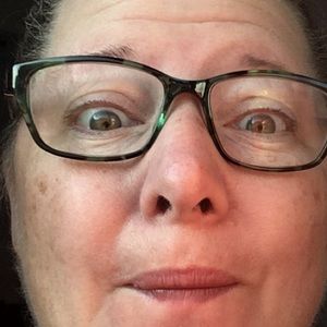 Meet your Posher, Annie