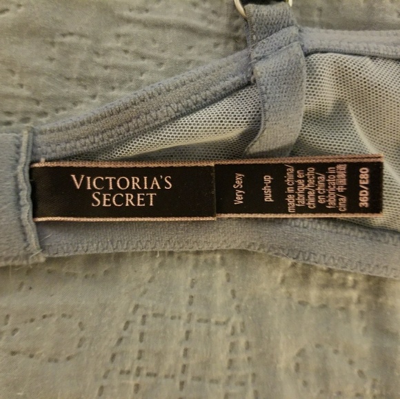 Victoria Secret Very Sexy Light Blue, 36D - Picture 2 of 2
