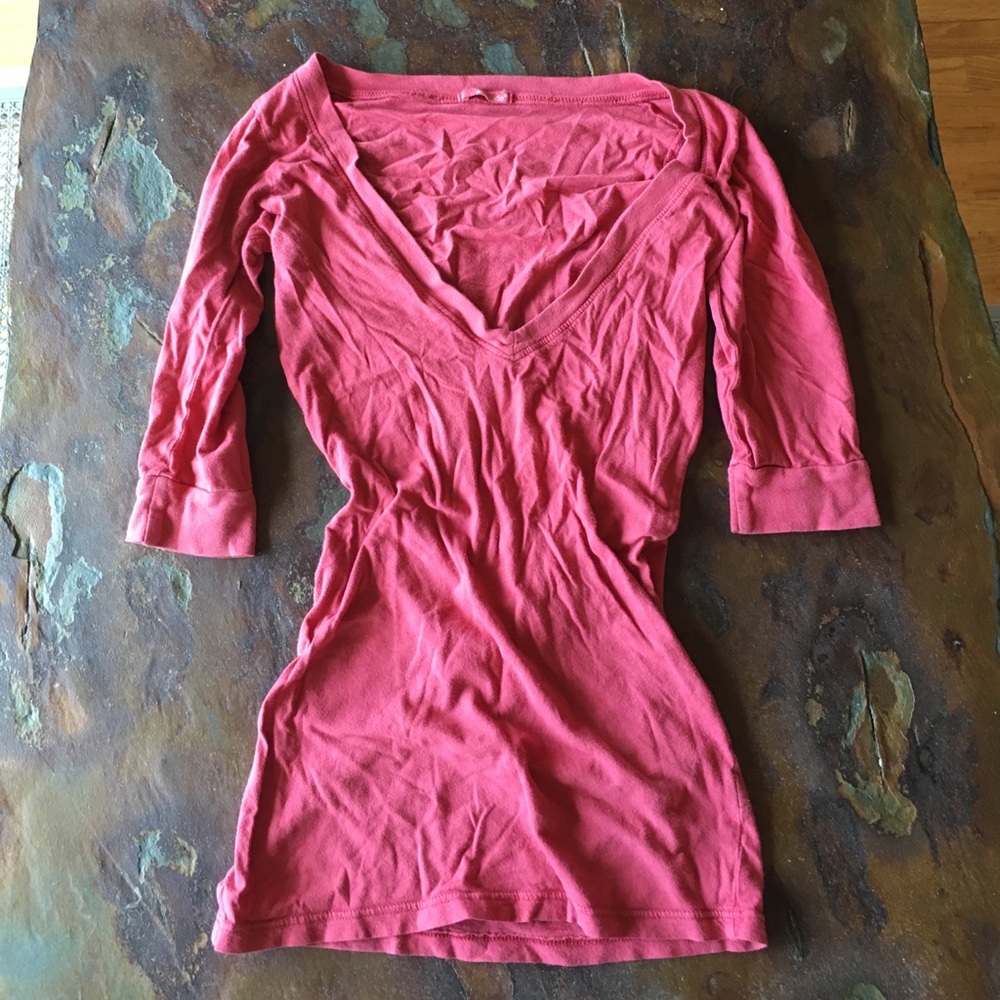 LA Made Deep V 3/4 sleeve top