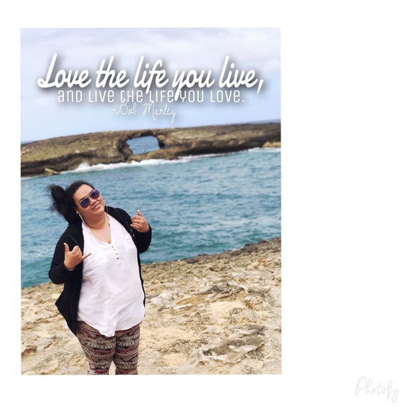 Meet your Posher, Azadeh - Picture 5 of 8