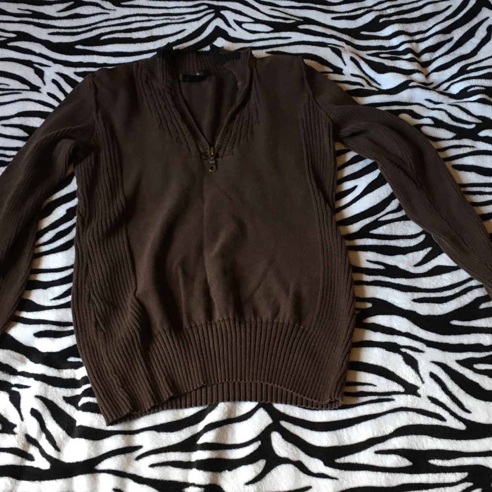 Style & Co brown pullover size M.