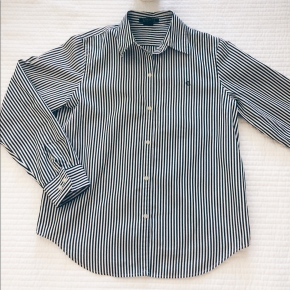 Lauren Ralph Lauren Tops - LAUREN BU RALPH LAUREN BUTTON DOWN SHIRT