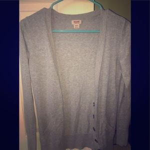 Grey cardigan