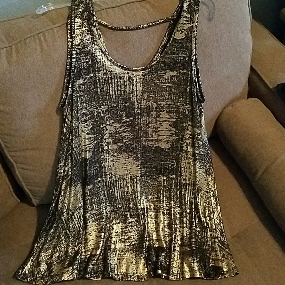 J Lo Sleeveless Dressy Tank