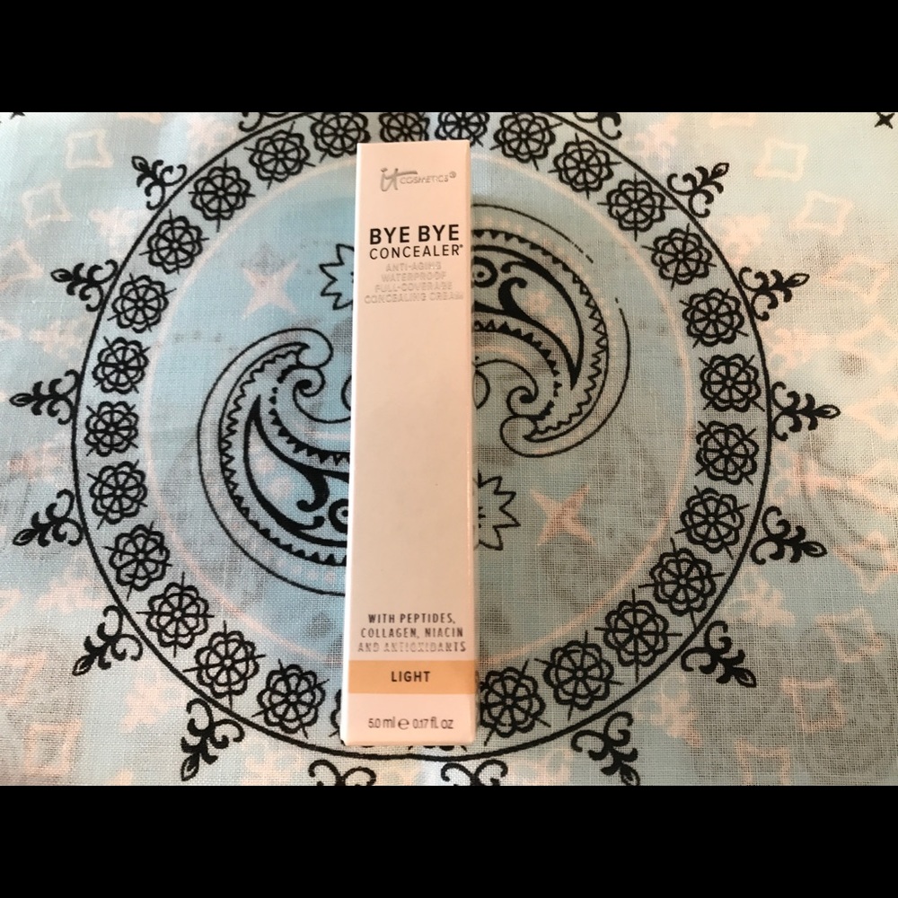 Bye Bye! Concealer – Light