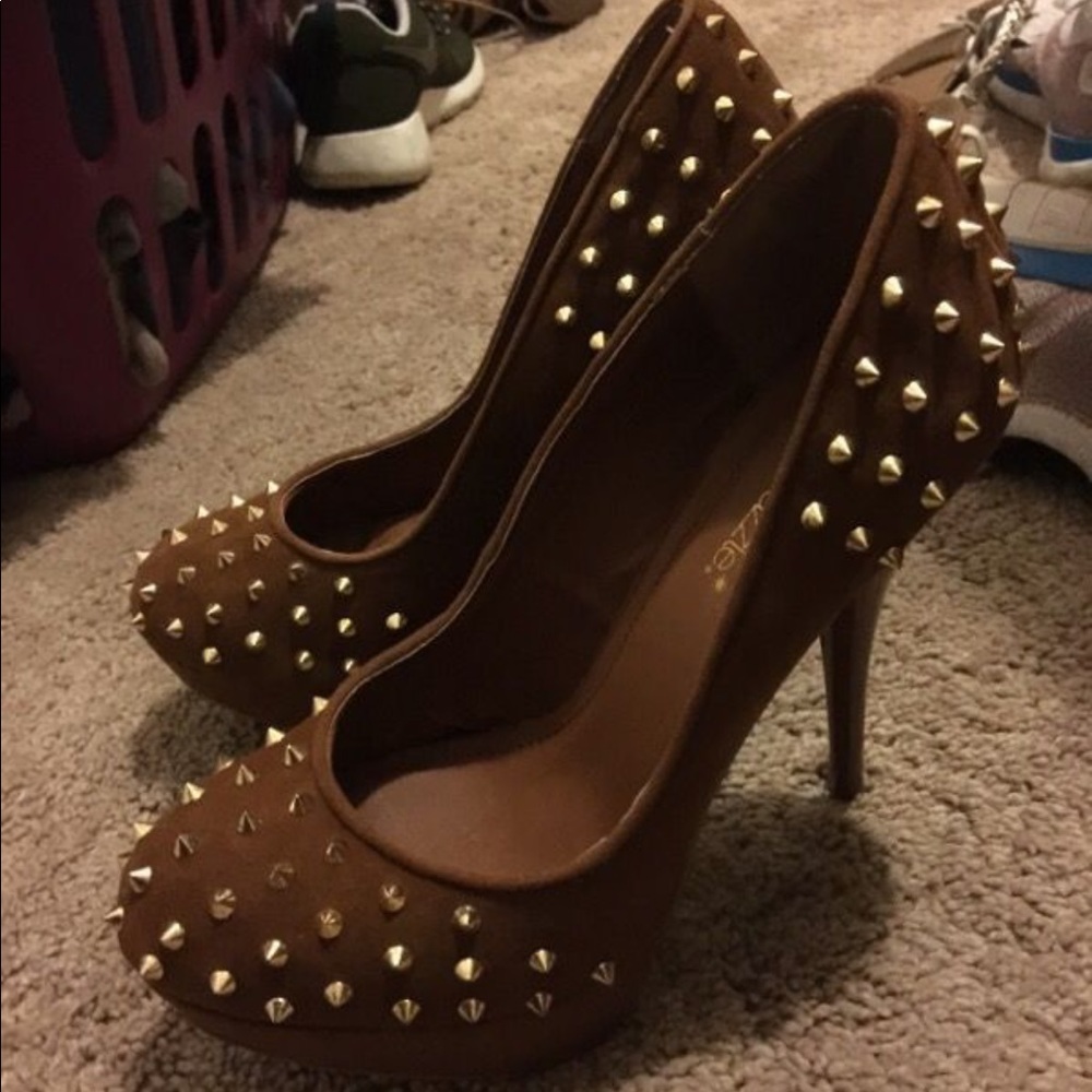 Shoedazzle shoes