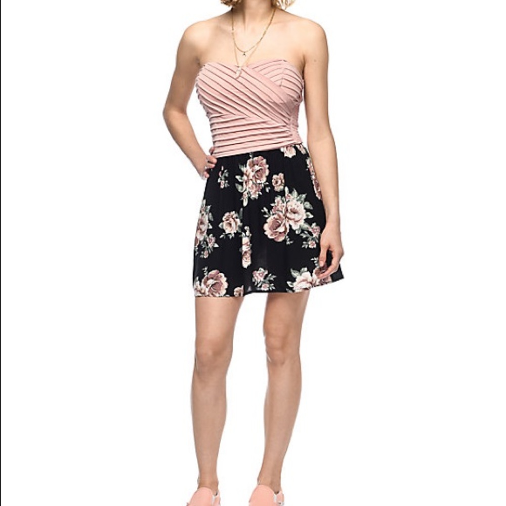 LUNACHIX PINK FLORAL DRESs BRAND NEW WITH TAGS