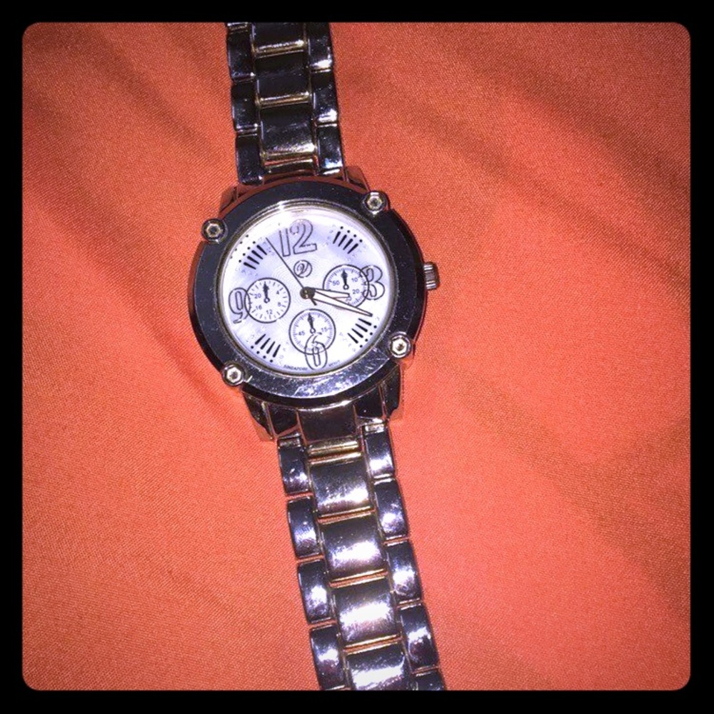 Silver/gold watch