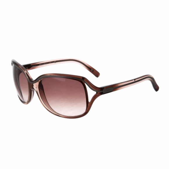 $400 Chloe SUNGLASSES NEW with case and cards