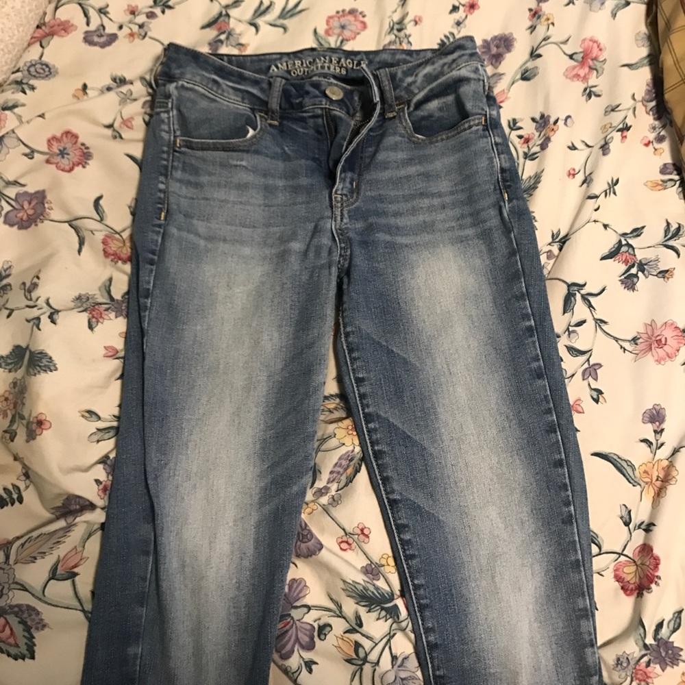 American Eagle high rise jeans size 4