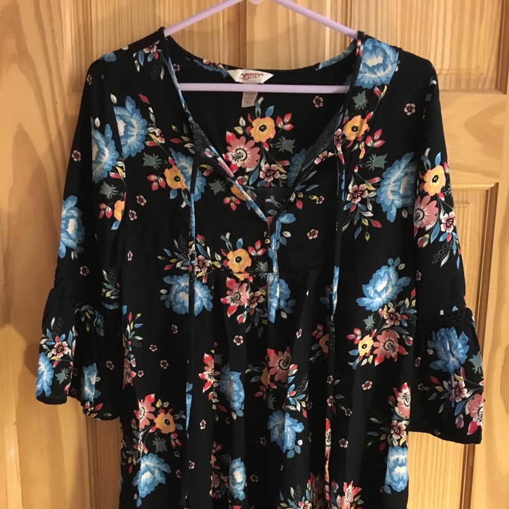 Arizona Jeans Boho Floral Tunic Size Small