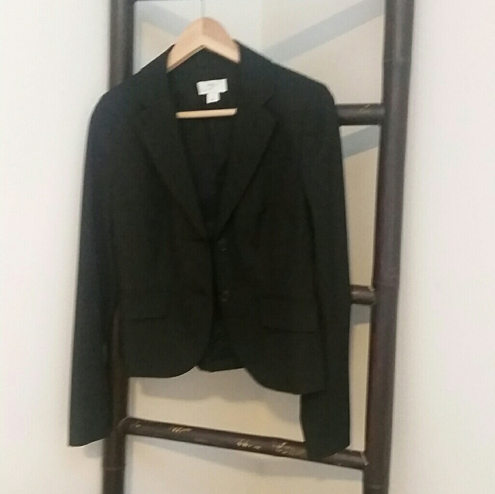 The perfect black blazer
