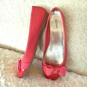Alfani deep pink flats