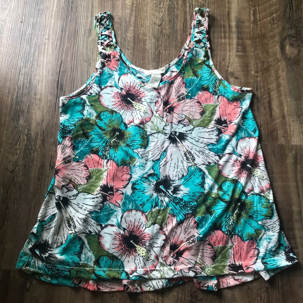 ❤️ SOLD ❤️ H&M tank