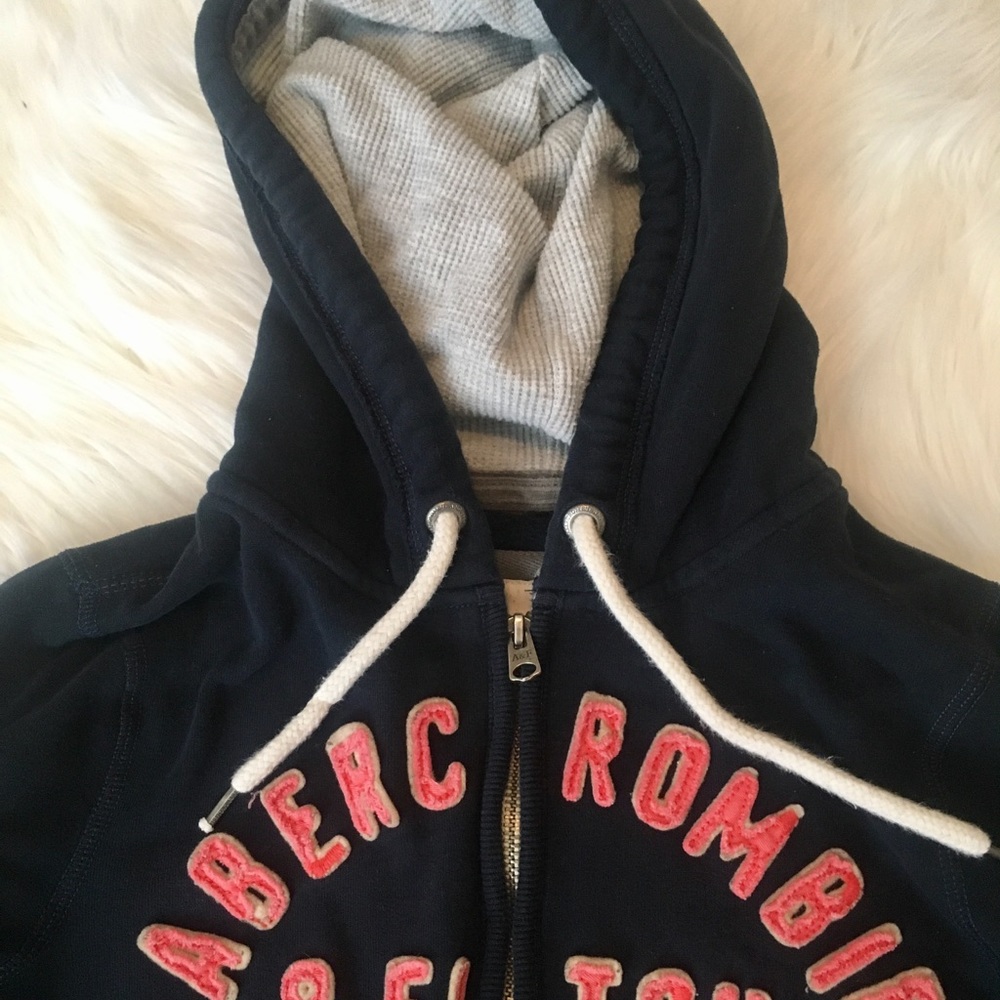 Adorable Abercrombie & Fitch Zip up Hoodie