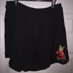 Embroidered Rose Appliqué Shorts