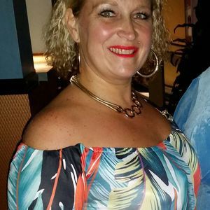 Meet your Posher, Kendra