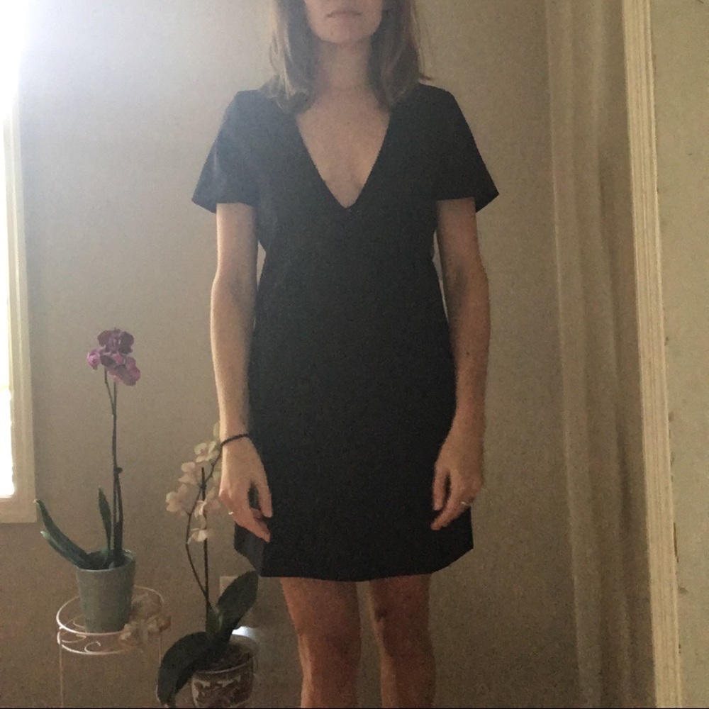 TOBI Black shift dress
