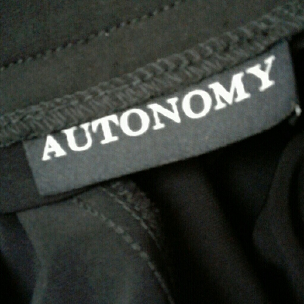 AUTONOMY CLASSY BLACK DESIGNER SWING JACKET - Picture 4 of 4