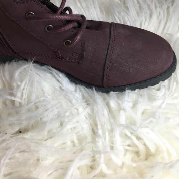 ❌SOLD❌Boots - Picture 4 of 4