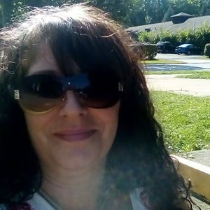 Meet your Posher, Diana