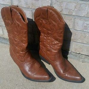 Madden Girl Cowboy boots size 7.5