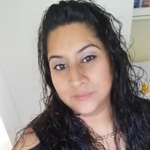 Meet your Posher, Monique