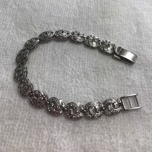 Beautiful 18k Bracelet Beautiful 18k Bracelet