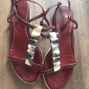 Burberry Size 7 Flat Sandals