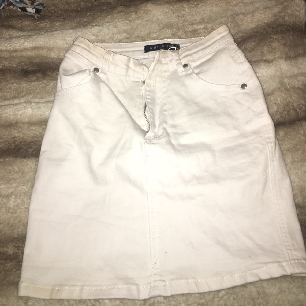 White fox white mini skirt