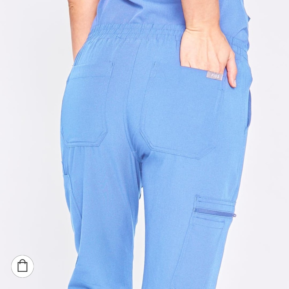 Women's cargo scrub pants