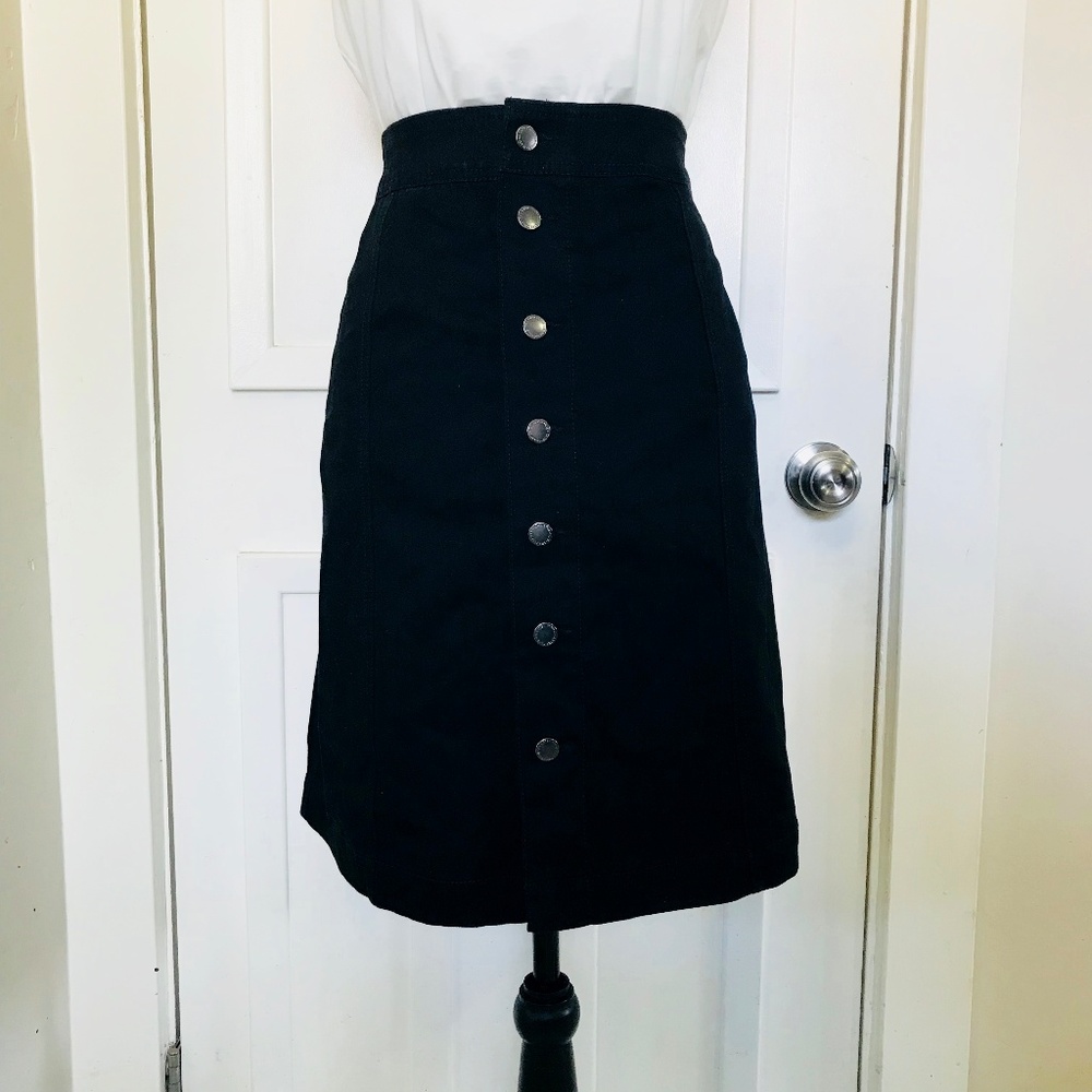 Charter Club (16) Button Front Denim Skirt - Picture 3 of 5